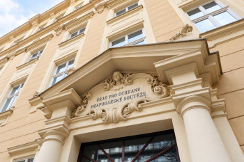 Právníci bez soutěže. Ministerstvo u soudu neuspělo