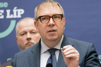 Juchelkova reforma narazila. Odbory varují před švarcsystémem