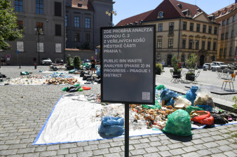 Odpad z centra města zamířil na Mariánské náměstí