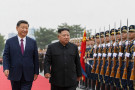 Kim Čong-un už není izolovaný. O jeho přízeň soupeří velmoci