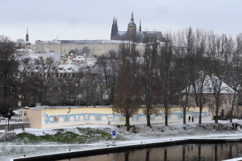 Mozaika s názvem „Sametový most - 30. výročí sametové revoluce“