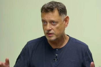 Co až Ukrajině dojdou vojáci? Petrov zpochybňuje sílu peněz