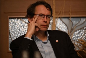 Brusel tlačí státy k poslušnosti. Drulák vysvětluje smysl odporu